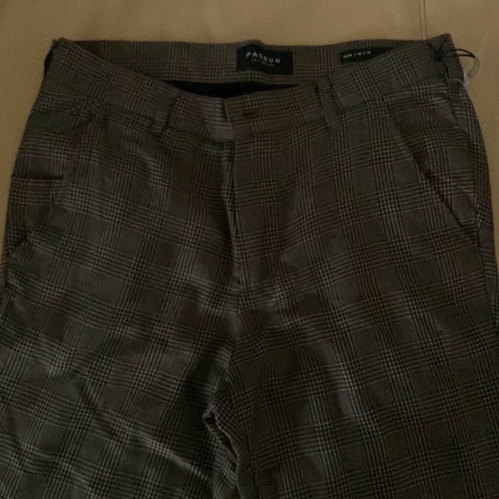 3/$20- PacSun Glen Check Slim Fit Trousers - Picture 2 of 9